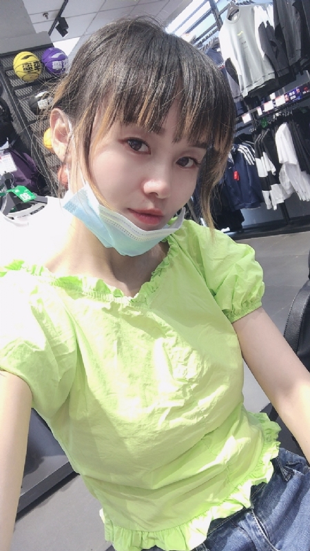 婀娜袅袅的第一张照片--焦作认干亲服务网